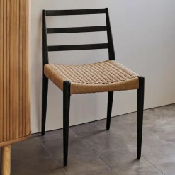 Kave Home Eetkamerstoel Analy Eikenhout en touw* Eetkamerstoelen Zonder Armleuning