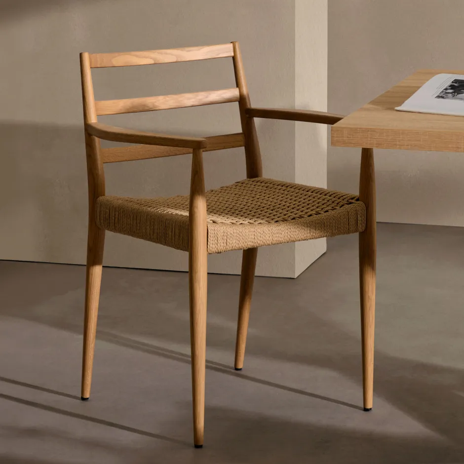 Kave Home Eetkamerstoel Analy Eikenhout en touw, Met armleuning* Eetkamerstoelen Met Armleuning