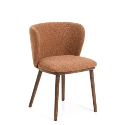 Kave Home Eetkamerstoel Ciselia Grof Chenille en Walnoot* Chenille Eetkamerstoelen|Eetkamerstoelen Zonder Armleuning