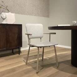 Brix Eetkamerstoel Finn kleur* Beige Eetkamerstoelen|Eetkamerstoelen Met Armleuning