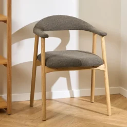 Bendt Eetkamerstoel Gerado Eikenhout en bouclé* Eetkamerstoelen Bouclé / Teddy|Eetkamerstoelen Met Armleuning