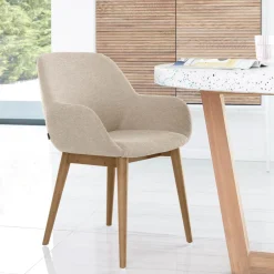 Kave Home Eetkamerstoel Konna Met houten onderstel* Beige Eetkamerstoelen|Eetkamerstoelen Met Armleuning
