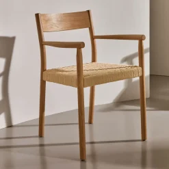 Kave Home Eetkamerstoel Yalia Eikenhout en touw* Eetkamerstoelen Met Armleuning