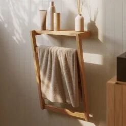 Kave Home Handdoekenrek Kuveni hout* Wandrekken & Wandkasten
