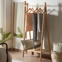 Kave Home Kledingrek Natane kleur Naturel* Kledingrekken