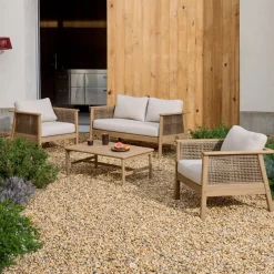 Kave Home Loungeset Alabe Acaciahout en rattan, Met 2-zits bank, 2 fauteuils en salontafel* Loungesets