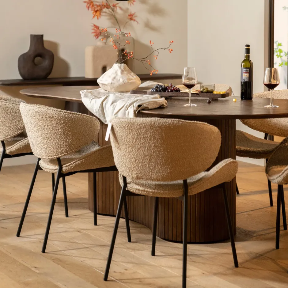 Eleonora Organische Eettafel Jordy Mangohout* Organische Eettafel