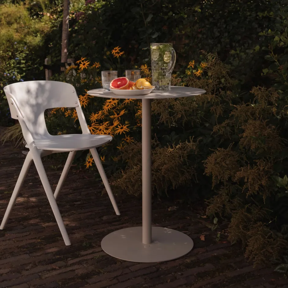 Zuiver Outdoor Bistrotafel Snow 57cm* Eettafels Voor In Je Tuin