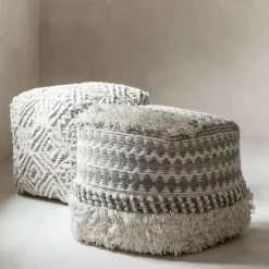 MUST Living Poef Aura 40cm, kleur Grijs* Poefs & Hockers
