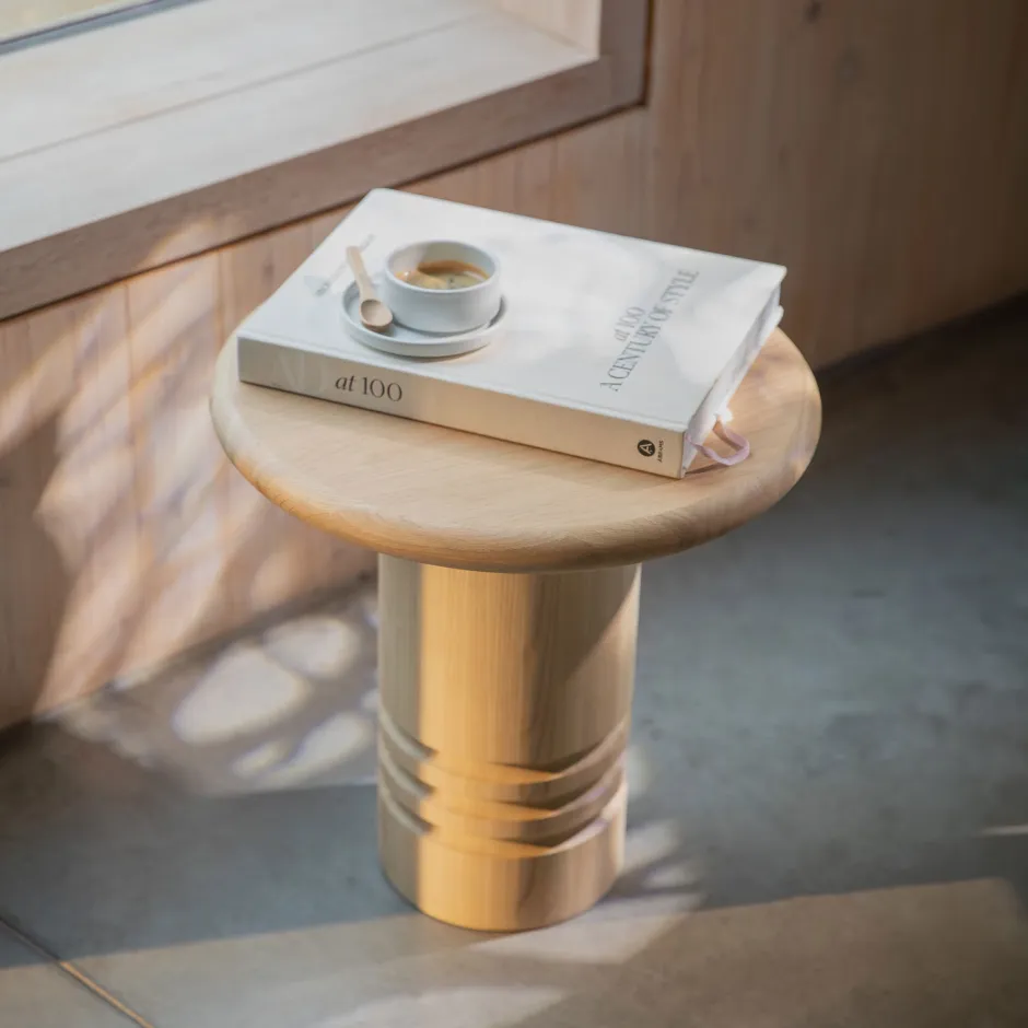 Zuiver Ronde Bijzettafel Chunk Eiken, 45cm* Ronde Bijzettafel